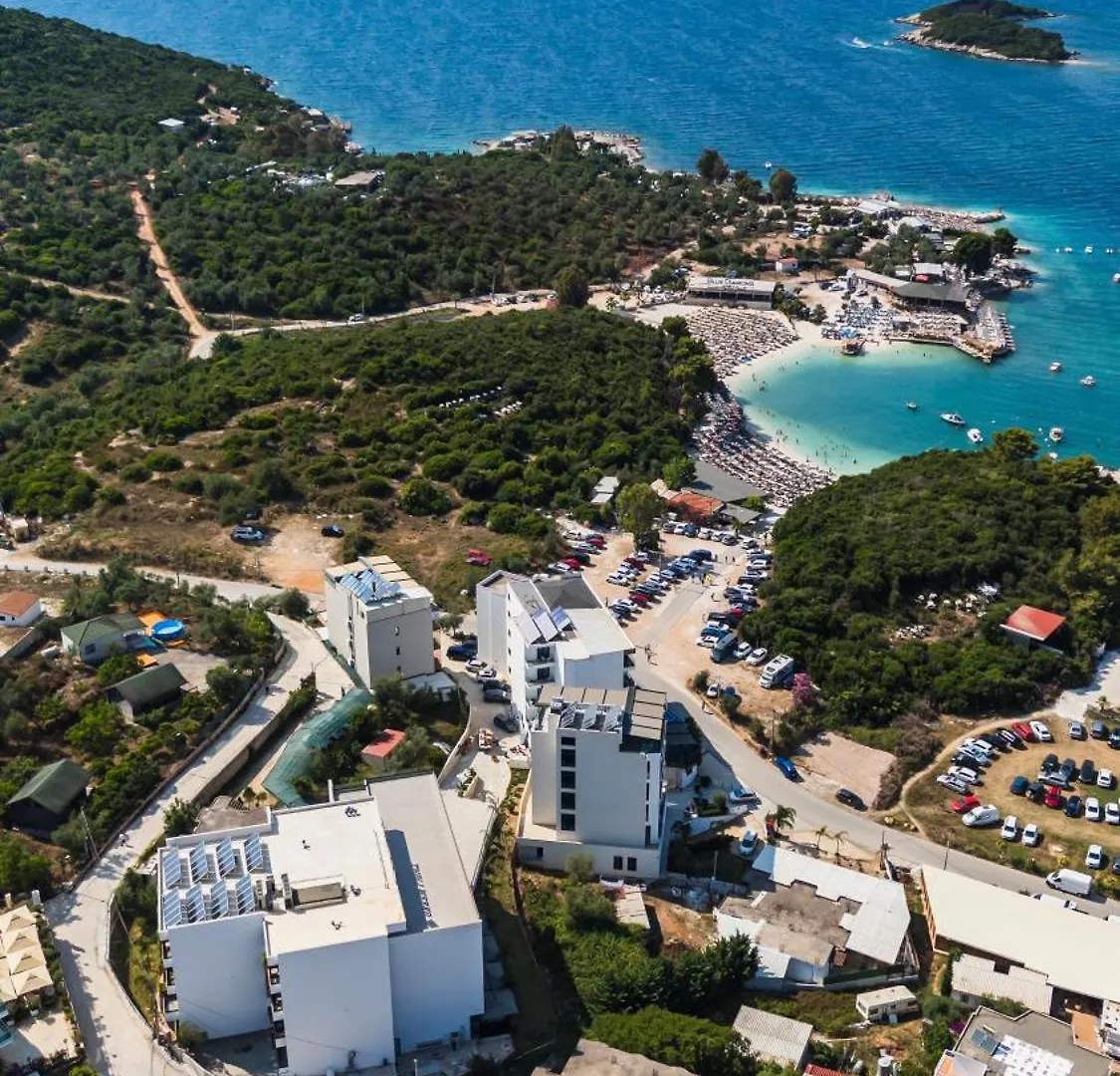 ****  Green Light Hotel Εξαμίλιο Αλβανία