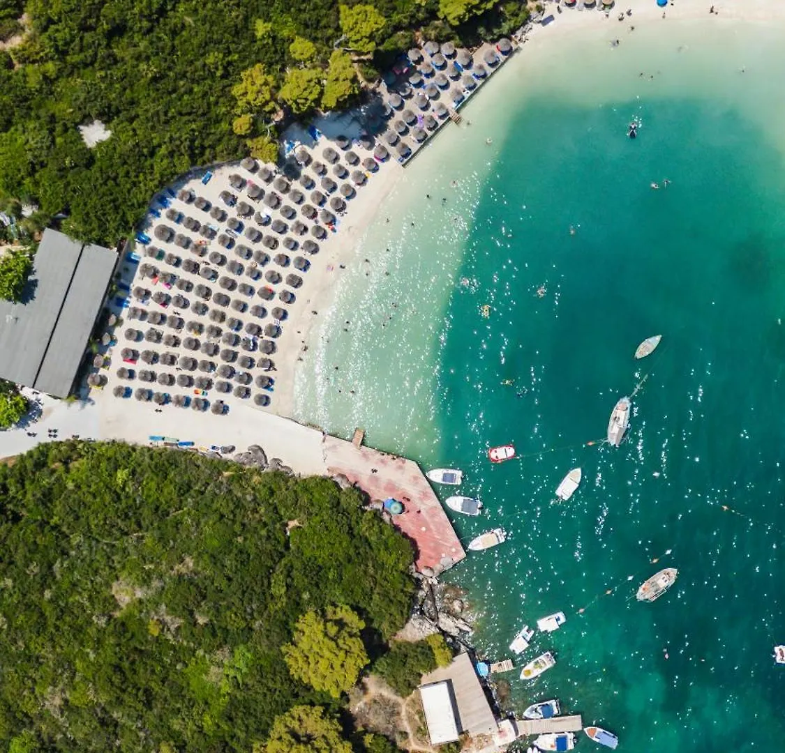 Green Light Hotel Εξαμίλιο